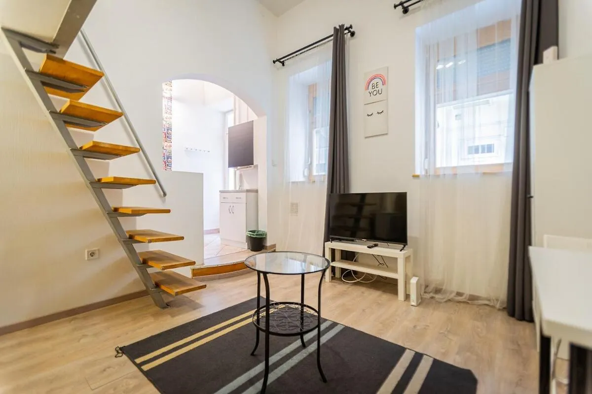 Cool Apartment In The Downtown, Eduardo Budapest