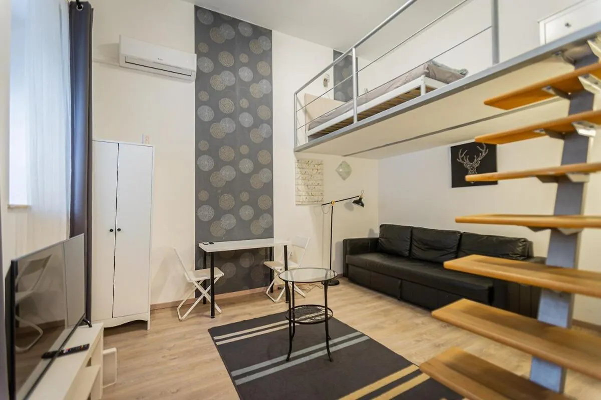 Cool Apartment In The Downtown, Eduardo Budapest Ungheria