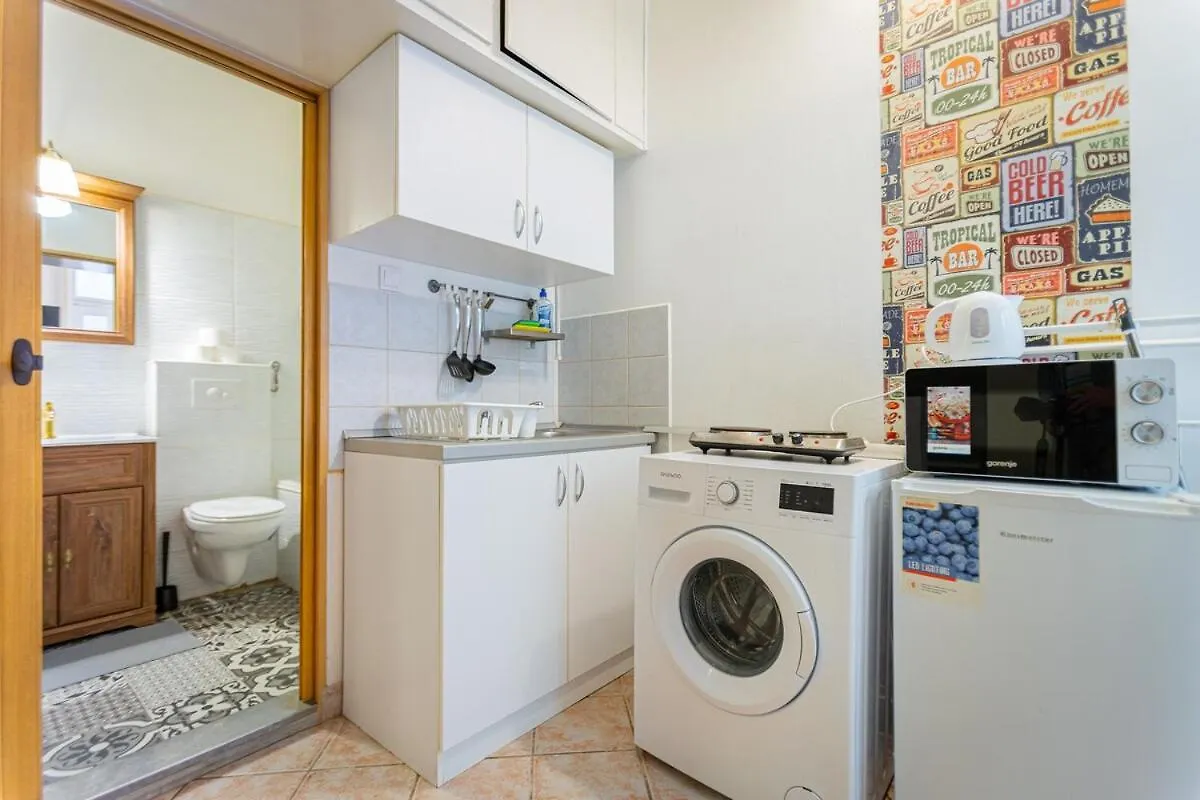 Cool Apartment In The Downtown, Eduardo Budapest